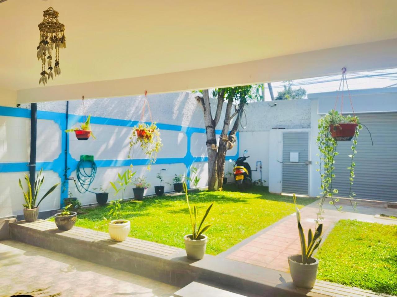 Sea Breeze Guest House ネゴンボ エクステリア 写真