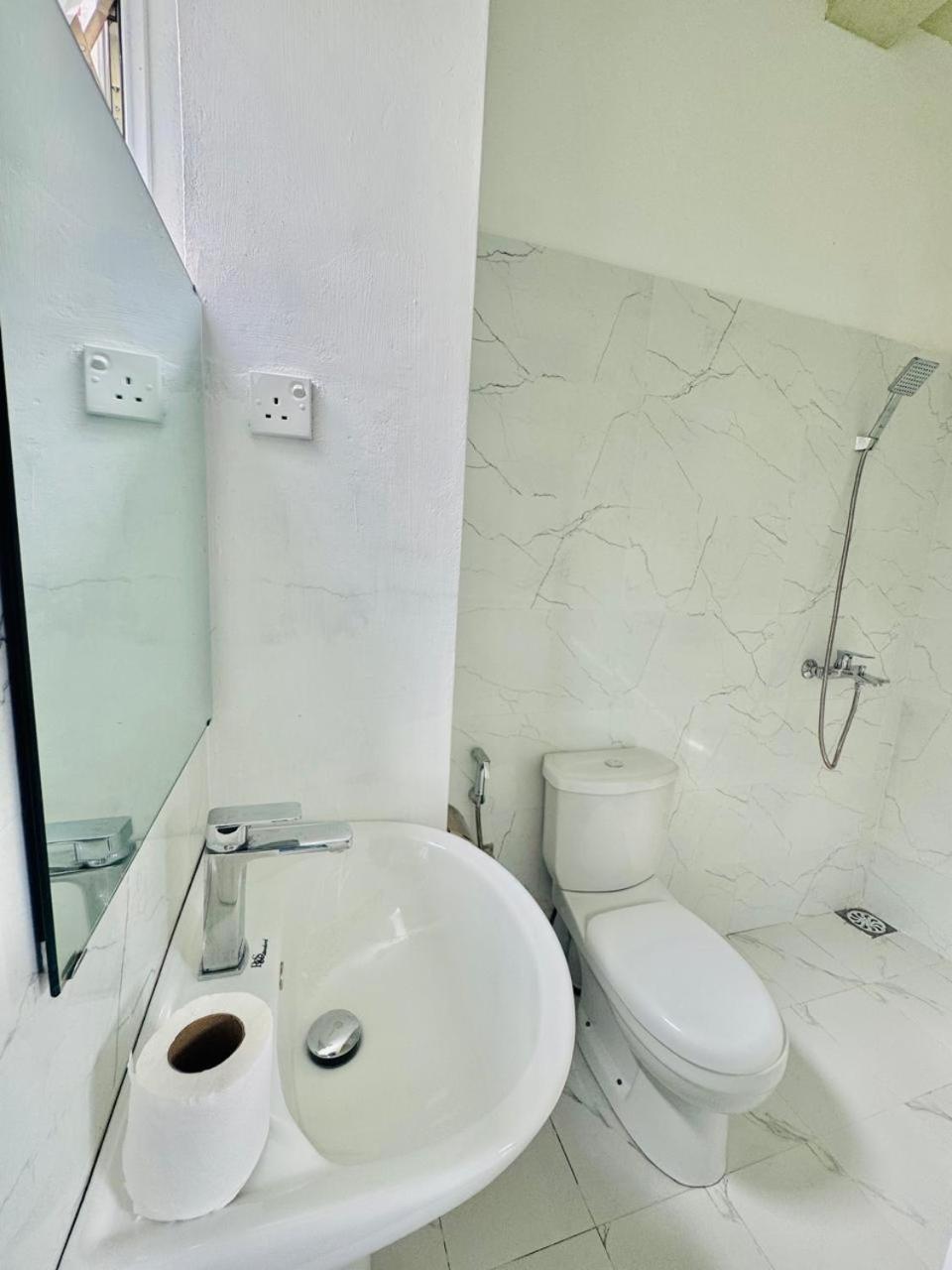 Sea Breeze Guest House ネゴンボ 部屋 写真